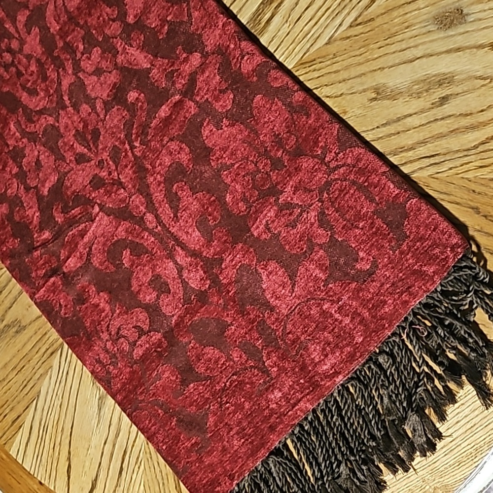 Melange soft fringed throw